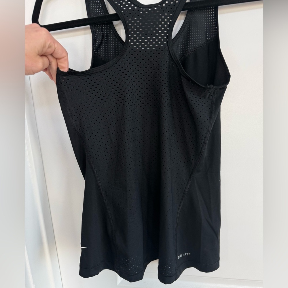 Nike Black Dri-FIT Tank Top - Picture 3 of 3